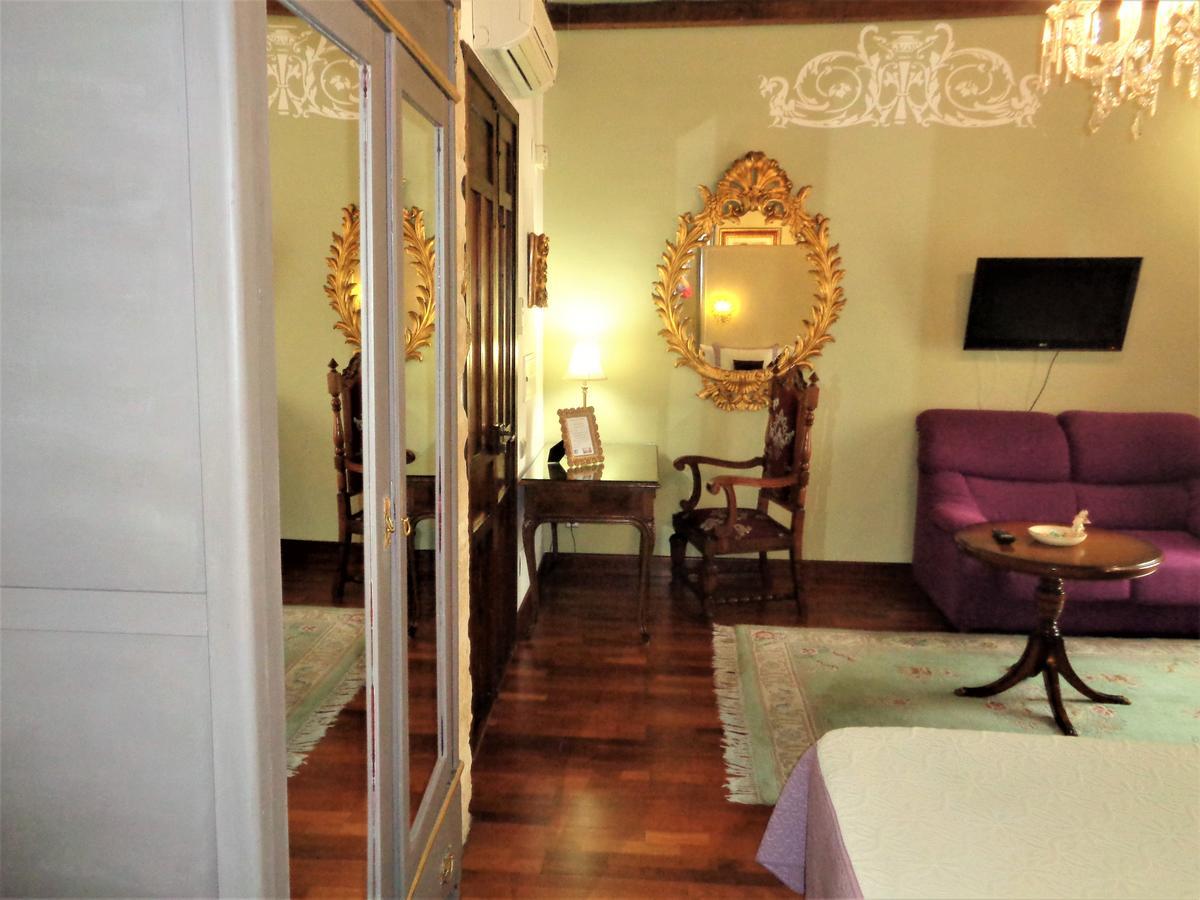 Hotel Boutique Nueve Leyendas Убеда Экстерьер фото