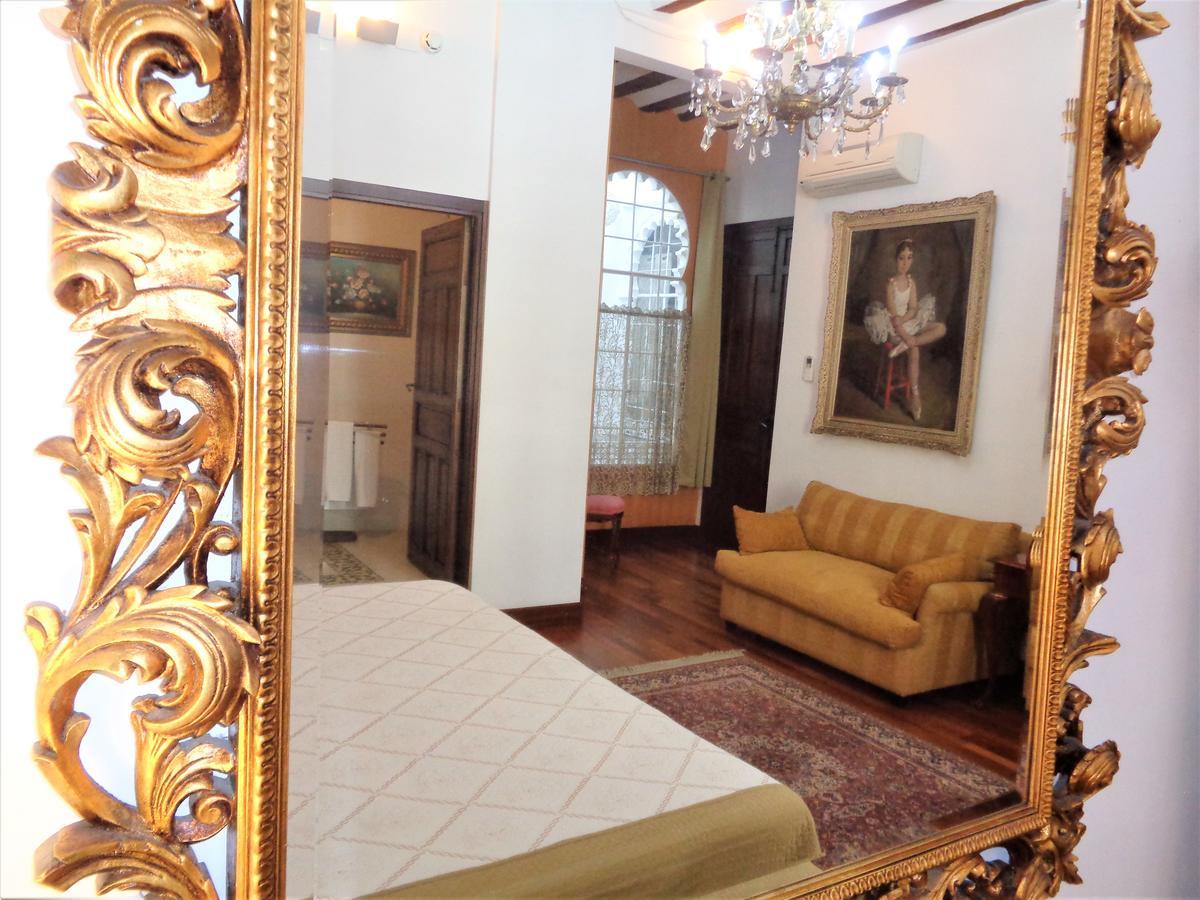Hotel Boutique Nueve Leyendas Убеда Экстерьер фото